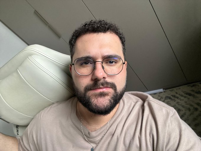 Moderação do Batata tweet media