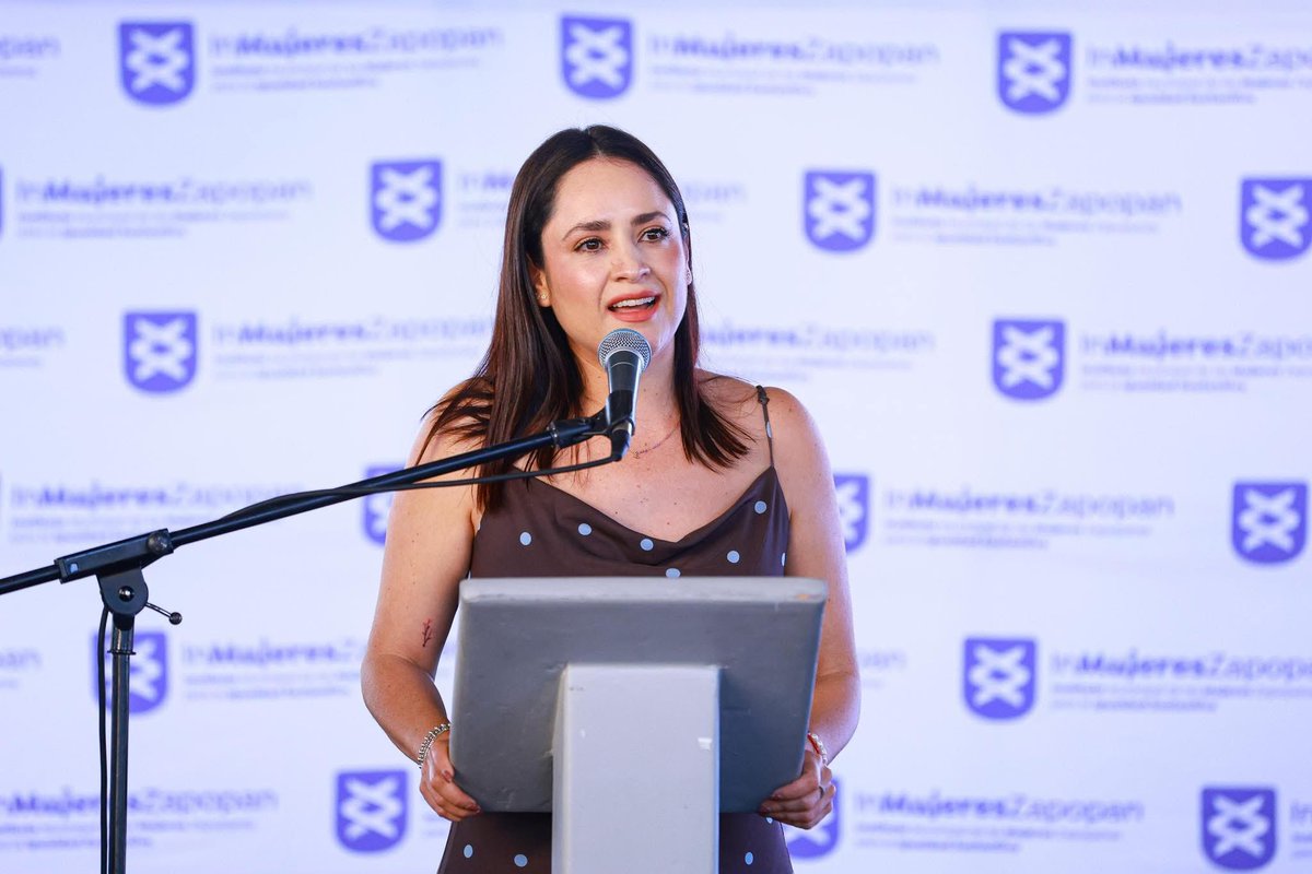 María Gómez Rueda tweet media