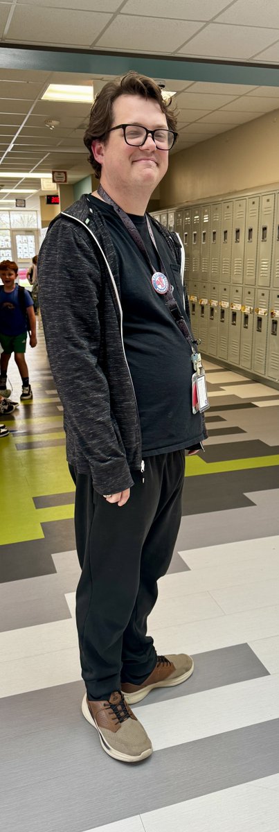 Holly Gordon tweet media