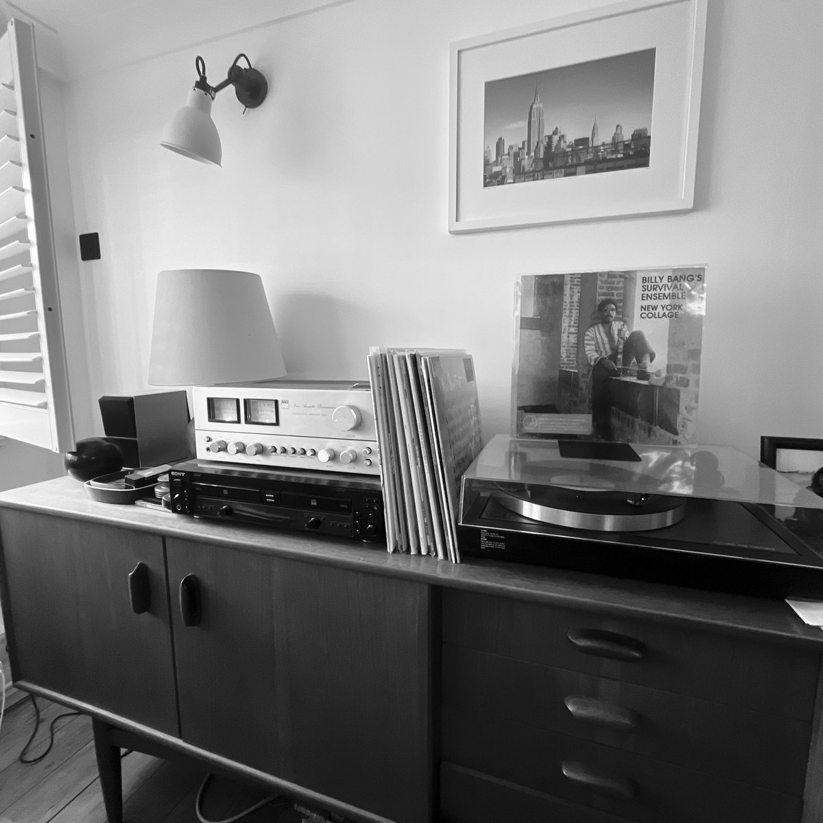 Litstable tweet media