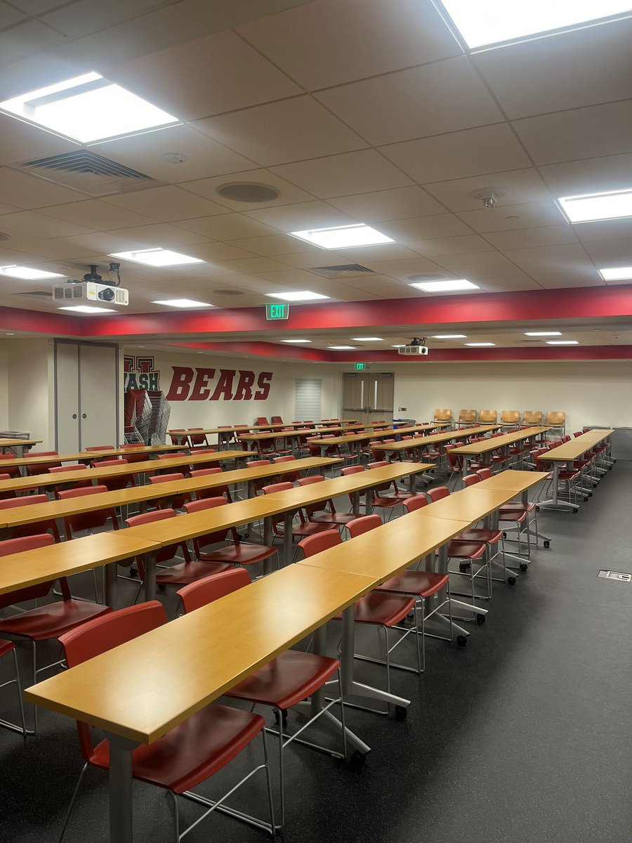 WashU Football tweet media