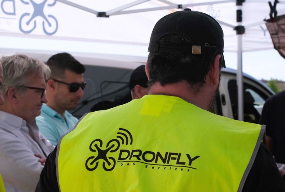 La empresa de referencia en el sector de #drones, y colaboradora de #Expoenergea2026, @dronflynet ha crecido por tres en las distintas áreas de la empresa. Y estará de nuevo en #Exponergea2026