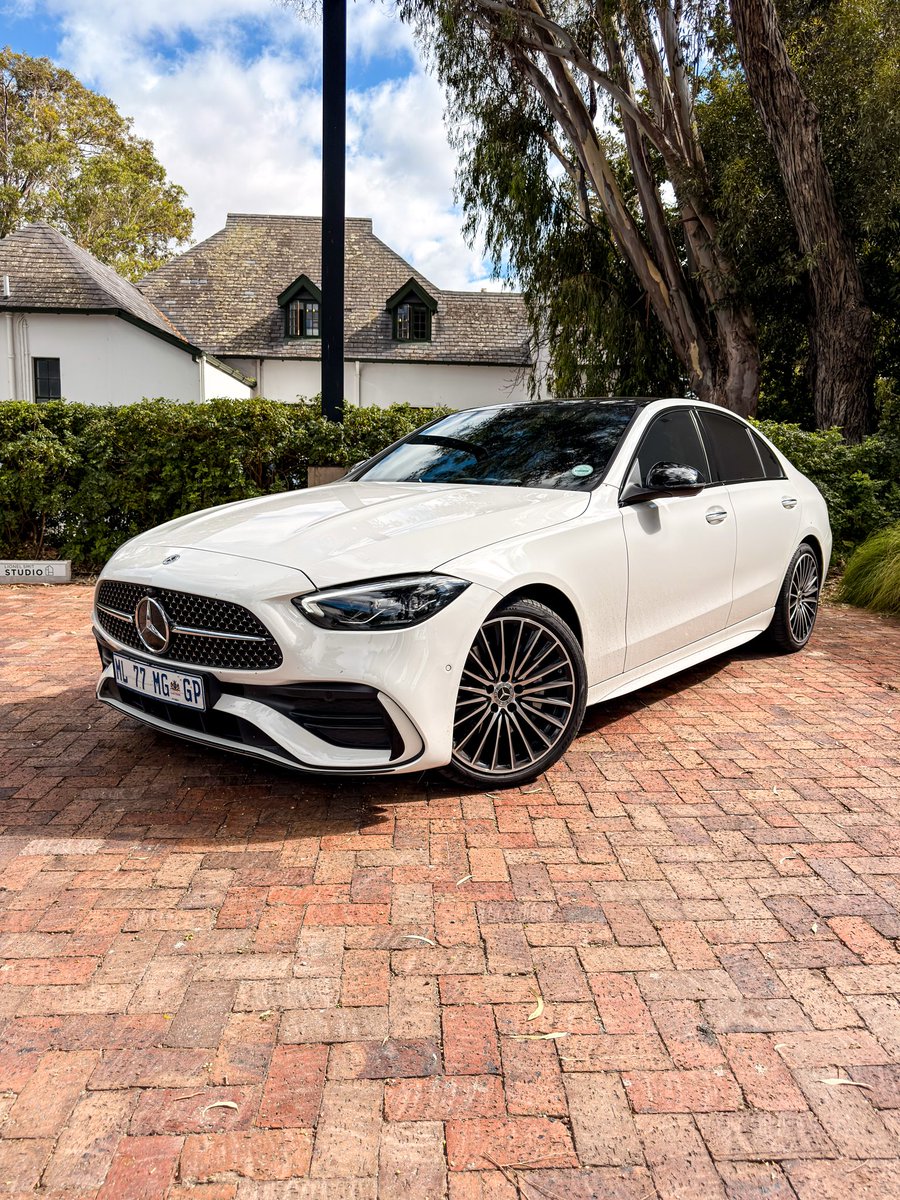 Cars With Smirk tweet media