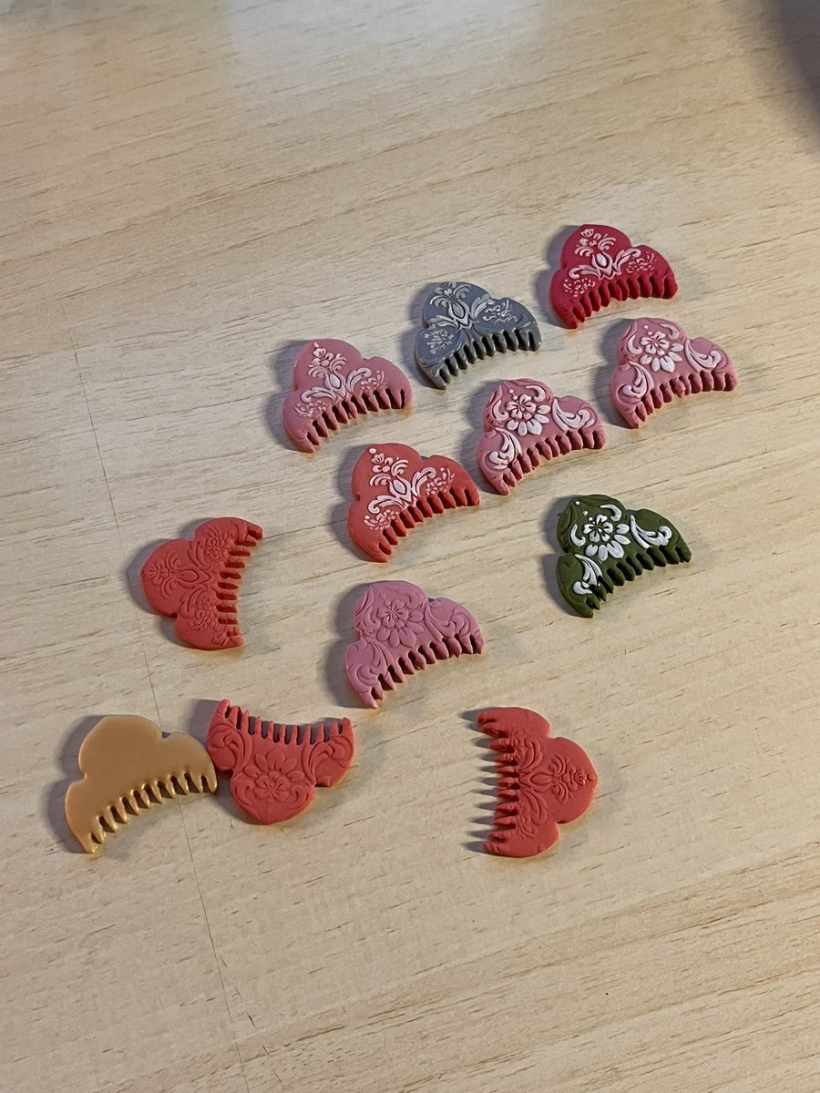 piti woman tweet media