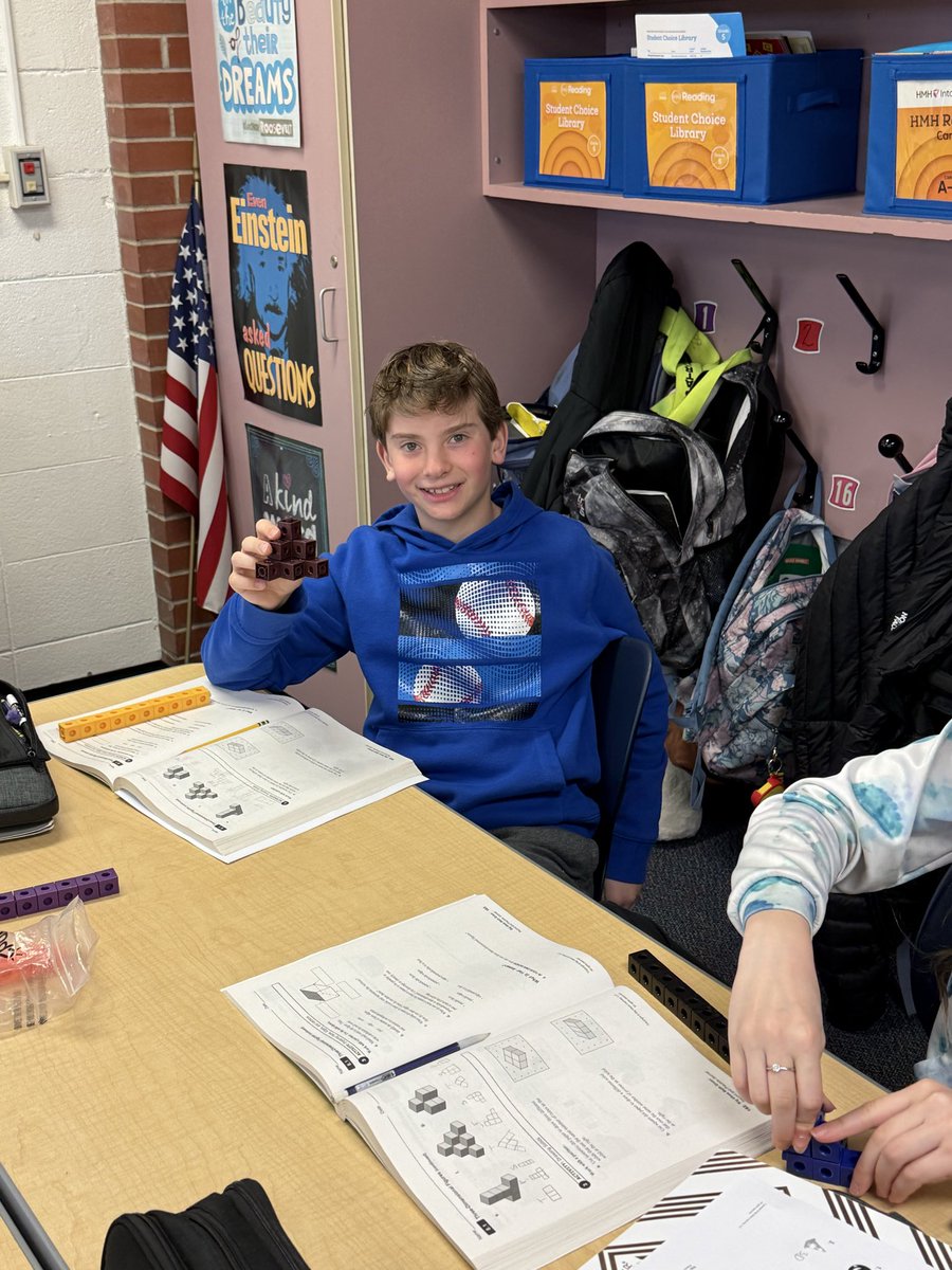 Mrs. Hansen tweet media