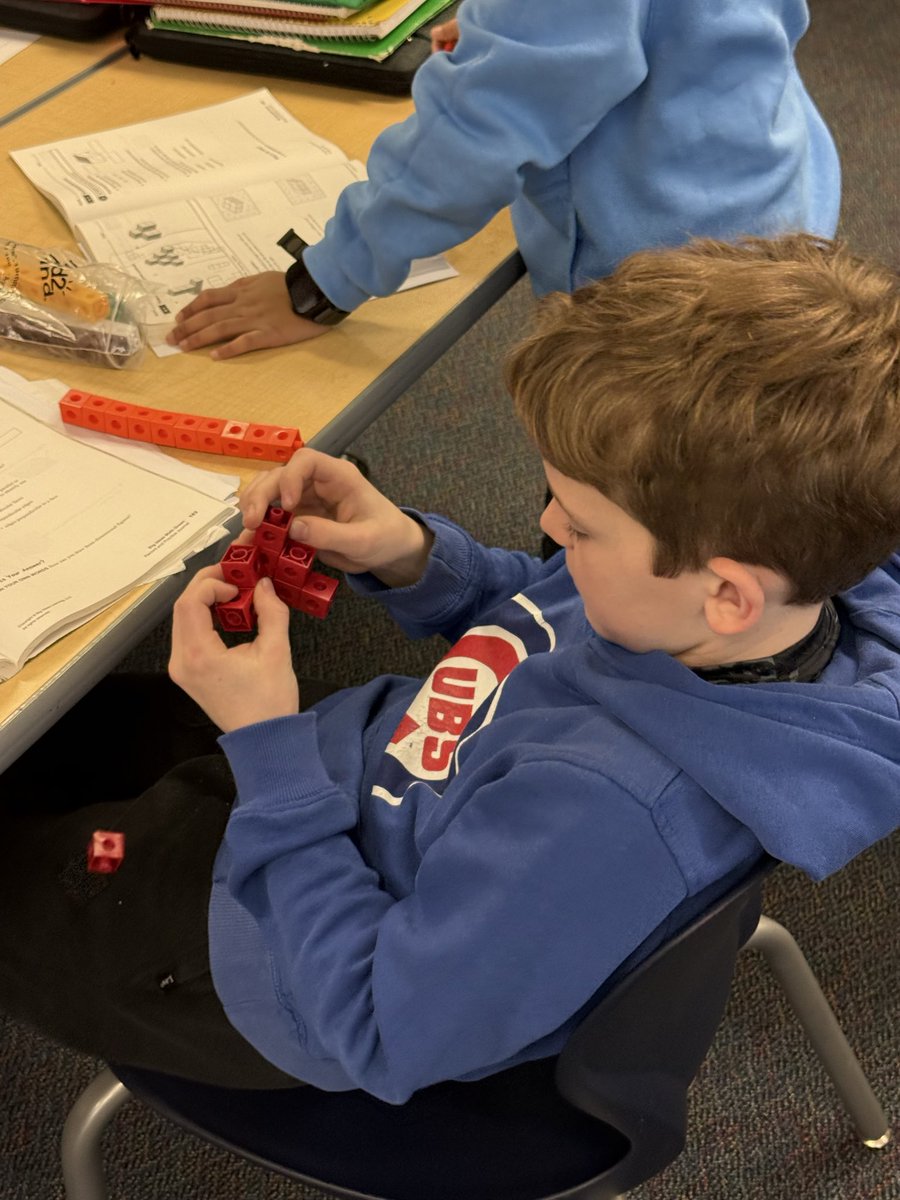 Mrs. Hansen tweet media