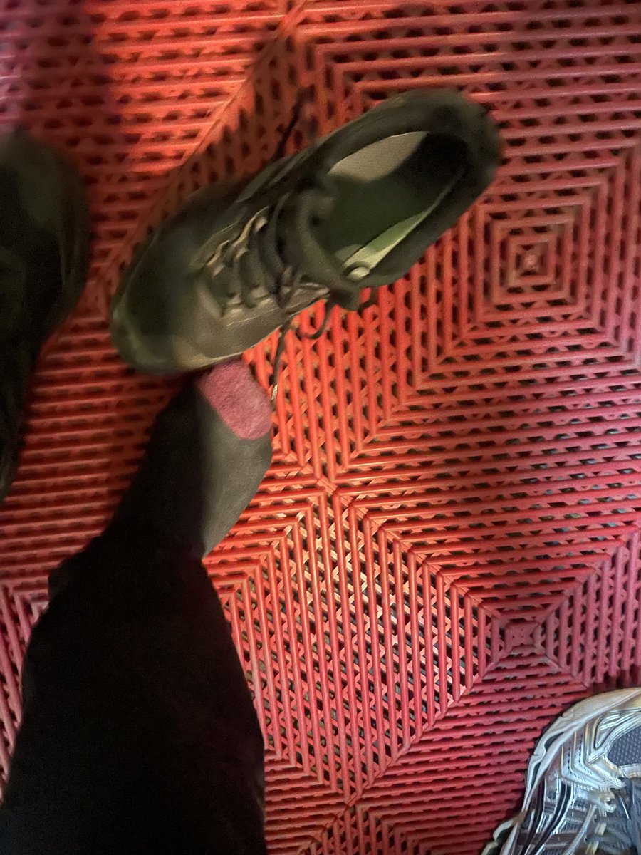 RobertLowe69's tweet image. 5000 feet exposed and shoes examined in the 5 searches, 3.5 hours to get in from coach pick up, no toilet facilities…..there’s nothing like being treated with respect….and that was nothing like it…again! ⁦@UEFAcom⁩ ⁦@LiverpoolFC⁩ ⁦⁦@LFCHelp⁩