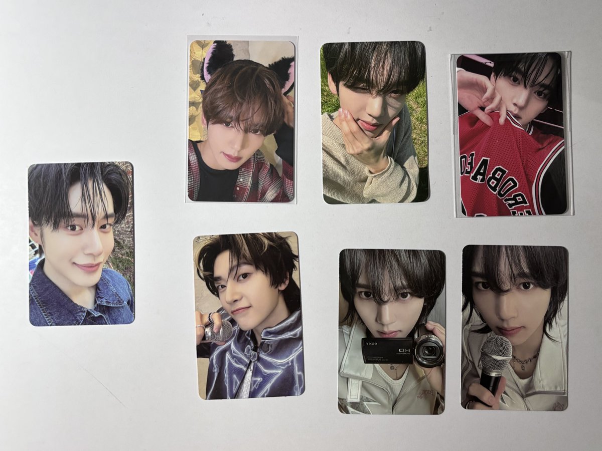 แก้บนคับ จะแจกการ์ดให้ 1 คน สุ่มจากรีทวิตนะคับ

.☘︎ ݁⋆ โดยให้คนโดยให้คนที่เค้าสุ่มได้เลือกการ์ดมาได้เลย 1 ใบจากการ์ดทั้งหมดนี้ ไม่ต้องออกค่าส่งอะไรเลย(แต่อาจจะส่งให้ช้าหน่อยนะคับ เค้าไม่ค่อยว่าง🥹) 

#ตลาดนัดzerobaseone #ตลาดนัดบังทัน