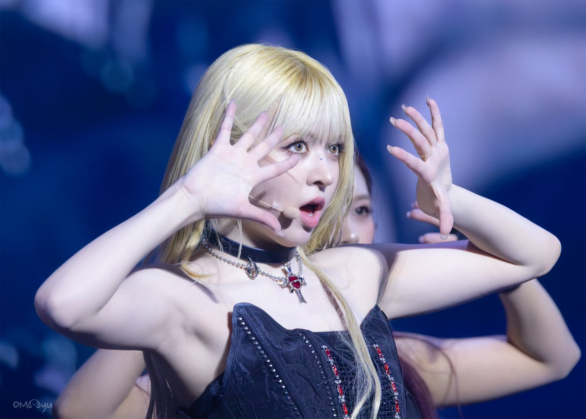 OhMyJJyu tweet media