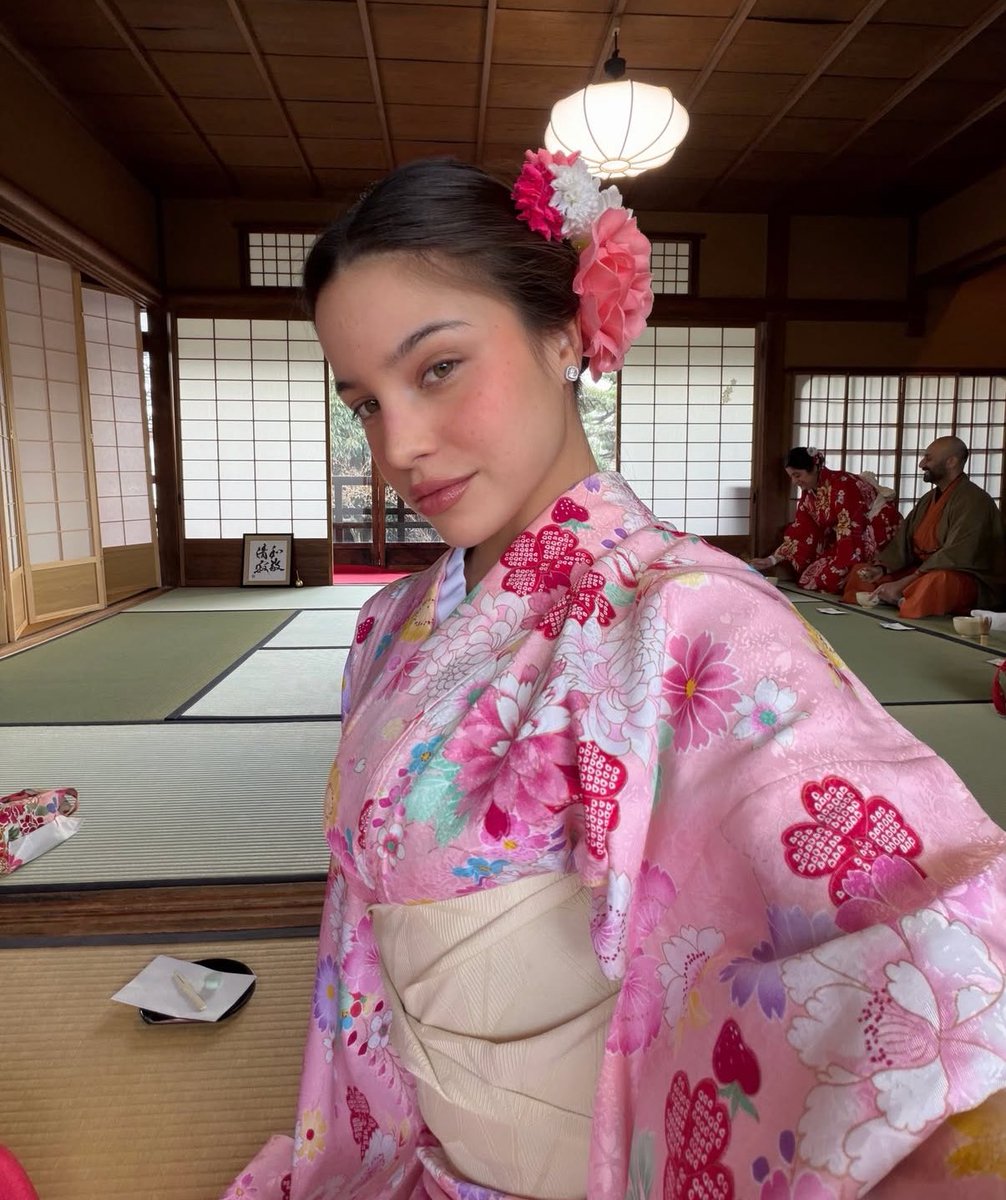 Emilia Mernes Updates tweet media