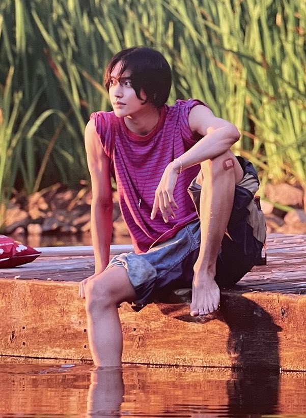 วอนบินน่ารักเนอะ🥺 ไม่เคยใส่กางเกงขาสั้นทำงานเลย เพราะแผลเป็นเยอะ นักวิ่งเก่านี่นา ละมีแผลพลาสเตอร์แปะไว้จริง 😭 พอถ่ายแบบ vogue ใช้เมคอัพกับโฟโตช้อปเอา แต่ฟคชอบ จะหาโอกาสใส่อีก คนที่รักฟคมากที่สุด อยู่นี่แล้ว ㅠㅠㅠㅠ🥺💘