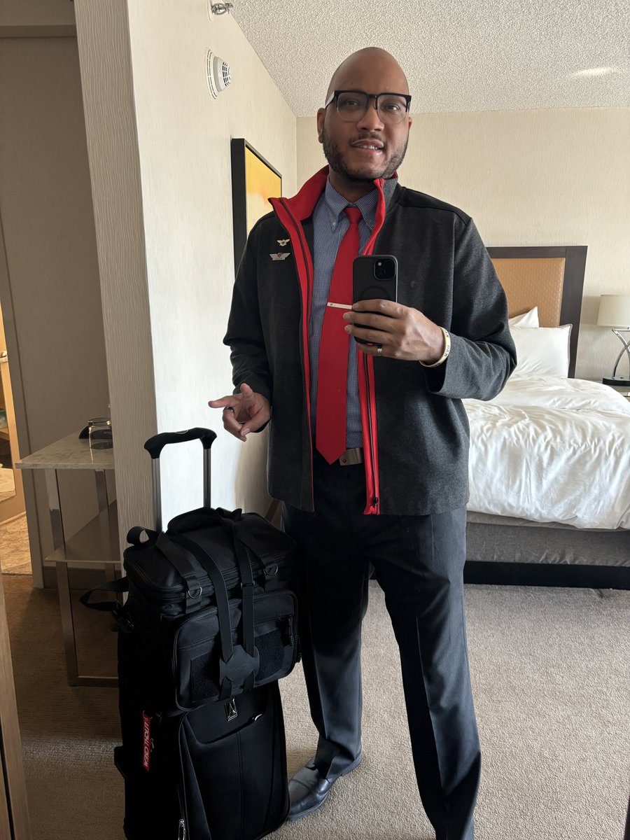 Previous Leon tweet media