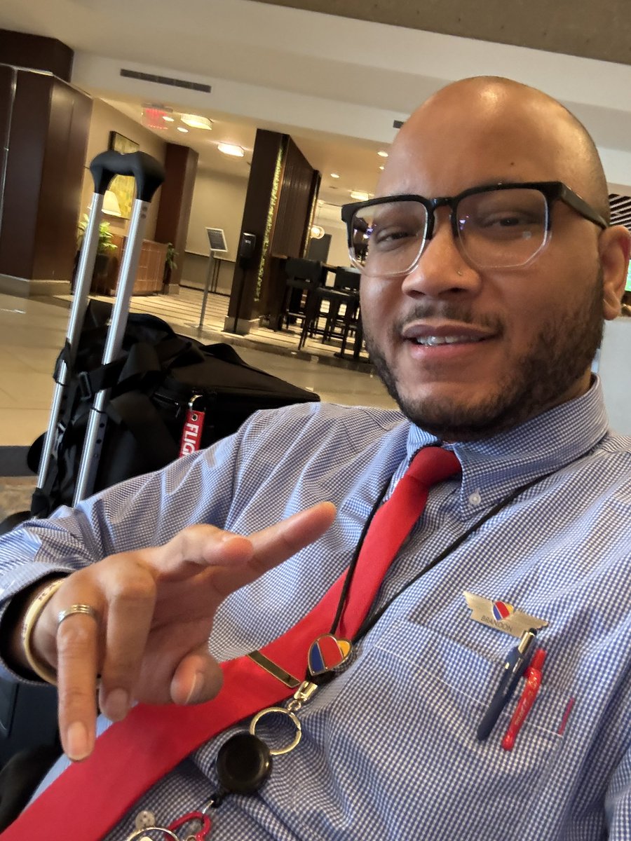 Previous Leon tweet media