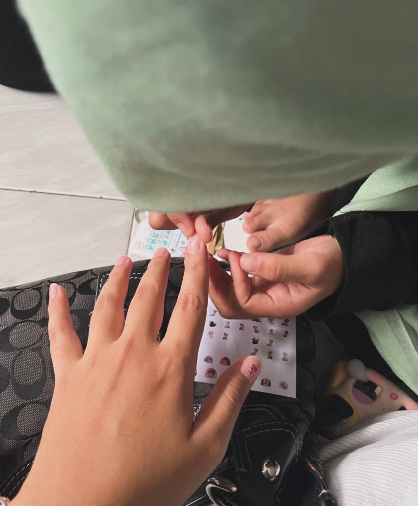 zara 😶‍🌫️ tweet media