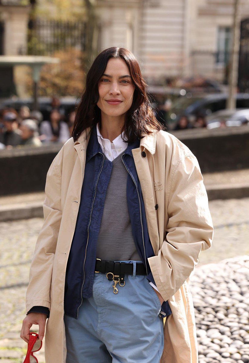 wishingbow's tweet photo. the miu miu girls looked incredible today for the aw26 show in paris https://t.co/ROk6mZx9IN