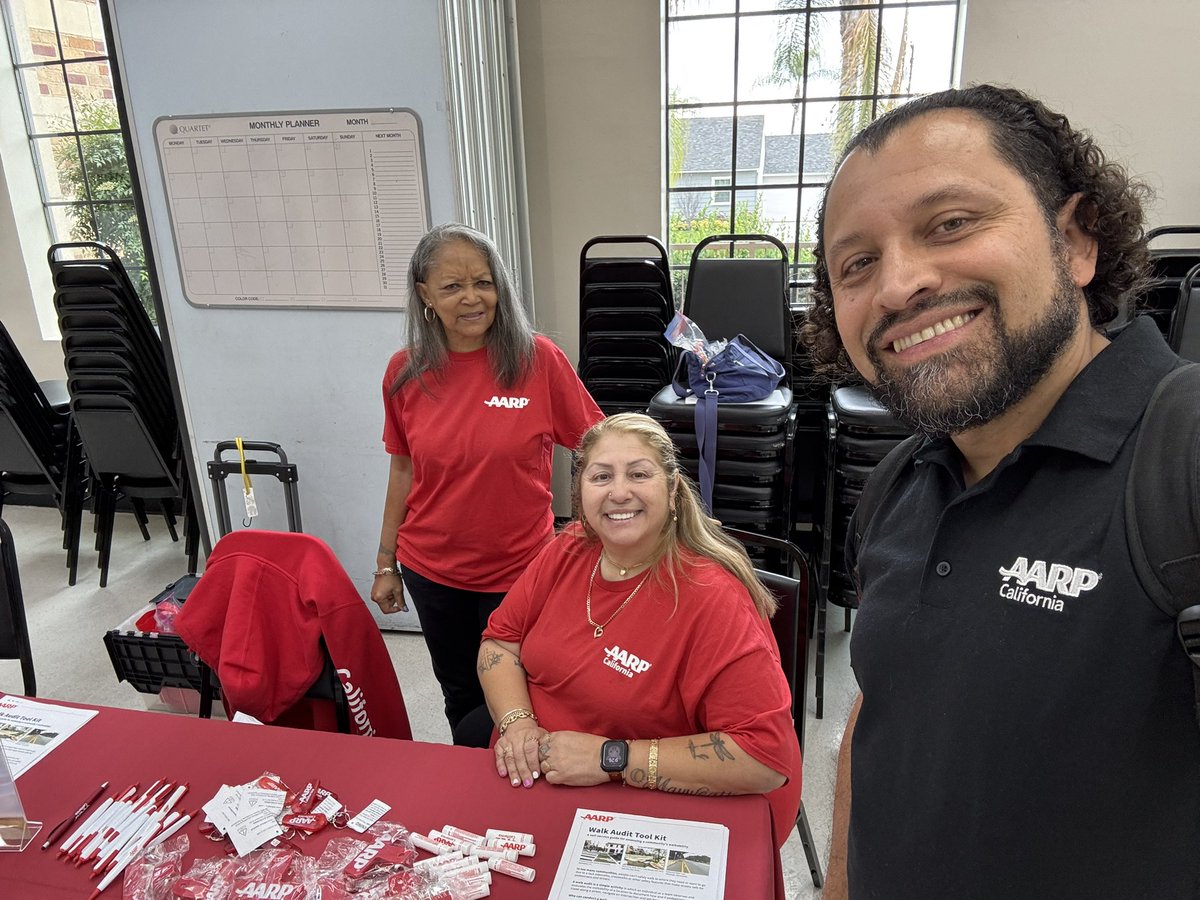 LuisAdvocates's tweet photo. Good morning LA! Today the @AARPCA team is at @metrolosangeles older adult transportation expo in @MontebelloCity. Come learn about your transit system and resources available to help you in your travels #AgeFriendlyLA #Transportation https://t.co/gBMsDc0uIL