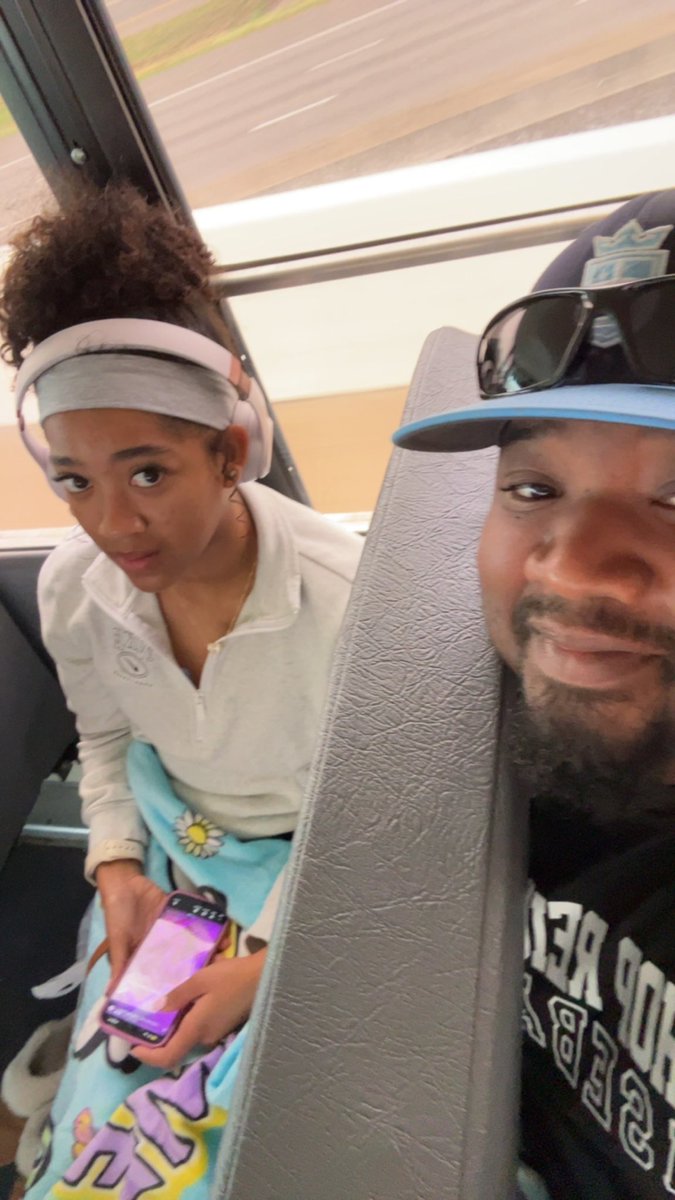 SidneyWalk2011's tweet photo. On the road with my Dad @CoachBK24 and the Baseball Team! Headed to San Antonio, just a normal day in the life of a Coaches Kid! Love you Dad #SpringBreak2026 https://t.co/0FWjdac8Sy