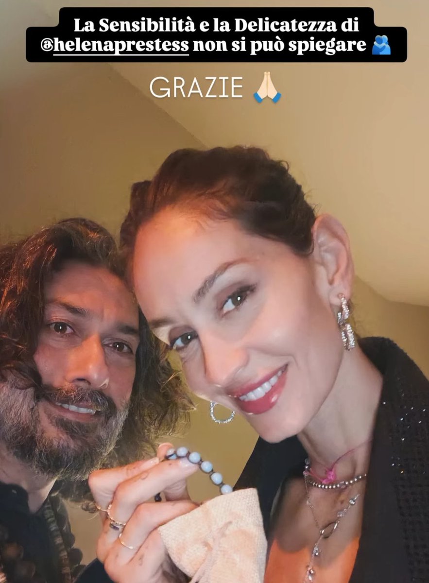 È vero la sensibilità,la delicatezza,la dolcezza di Hele arrivano a tutti coloro che percepiscono la bellezza del suo animo
La nostra guerriera dal cuore d'oro🤍

#helevier lang:it
#prestinez