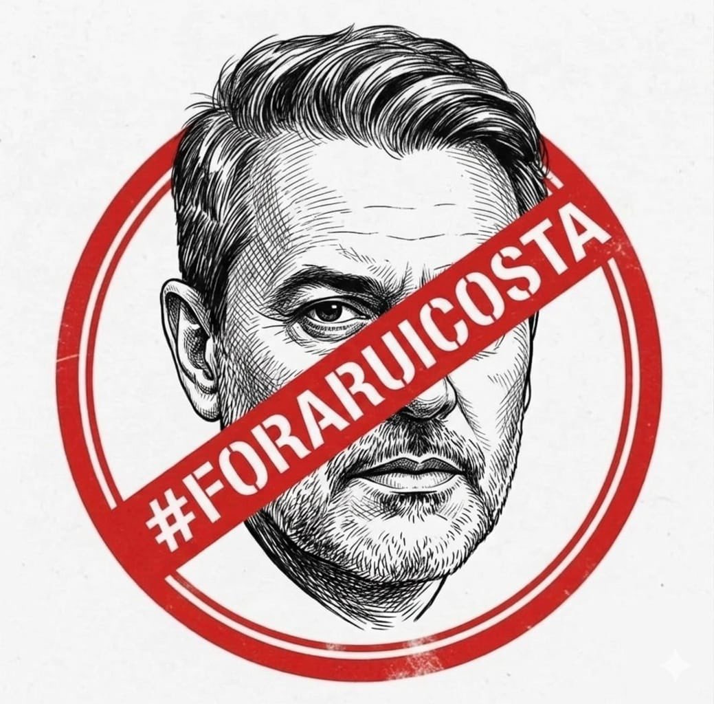 LopesLucazz's tweet photo. @SaoPauloFC #ForaRuiCosta https://t.co/Q6pkYXxjHF