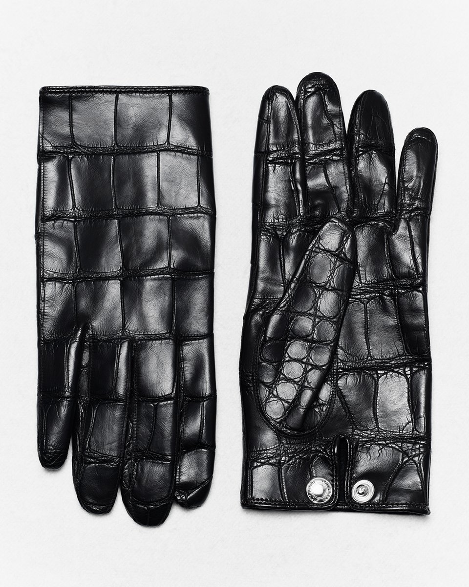 TOM FORD tweet media