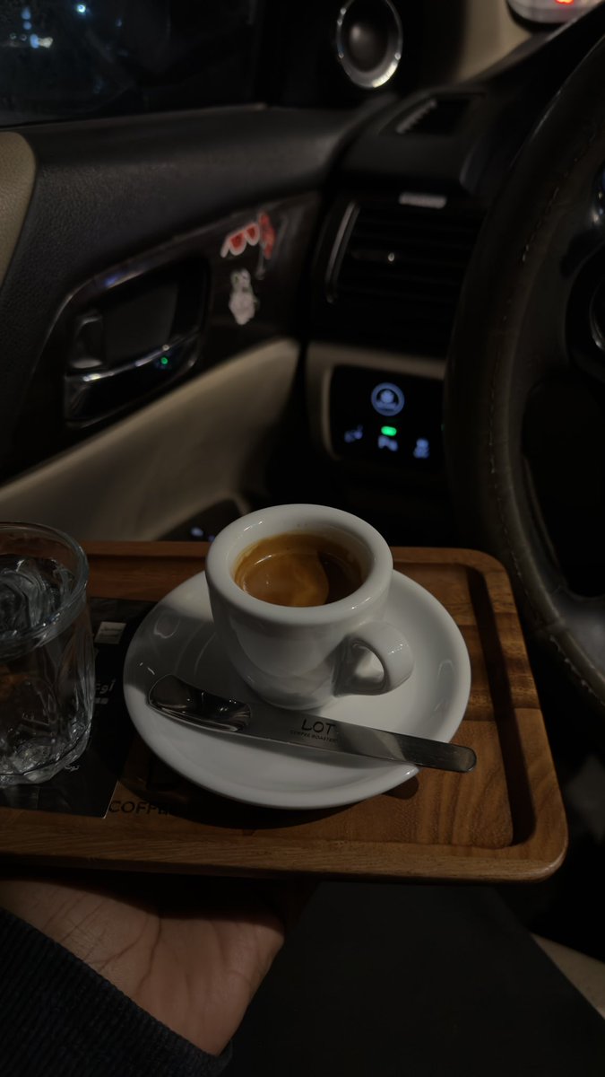 عبدالله محمّد . tweet media