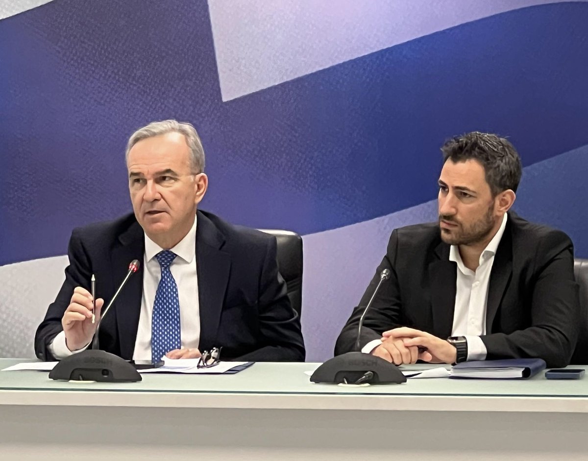 Νίκος Παπαθανάσης tweet media