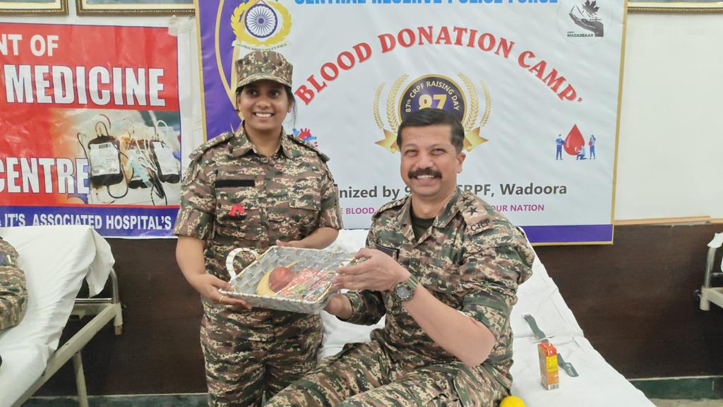 JournalistAadil's tweet photo. 92 BN CRPF Marks 87th Raising Day with Blood Donation Camp in Association with GMC Handwara

@crpfindia @crpf_srinagar @92CRPF @EHandwara https://t.co/gQkwkSgc8z