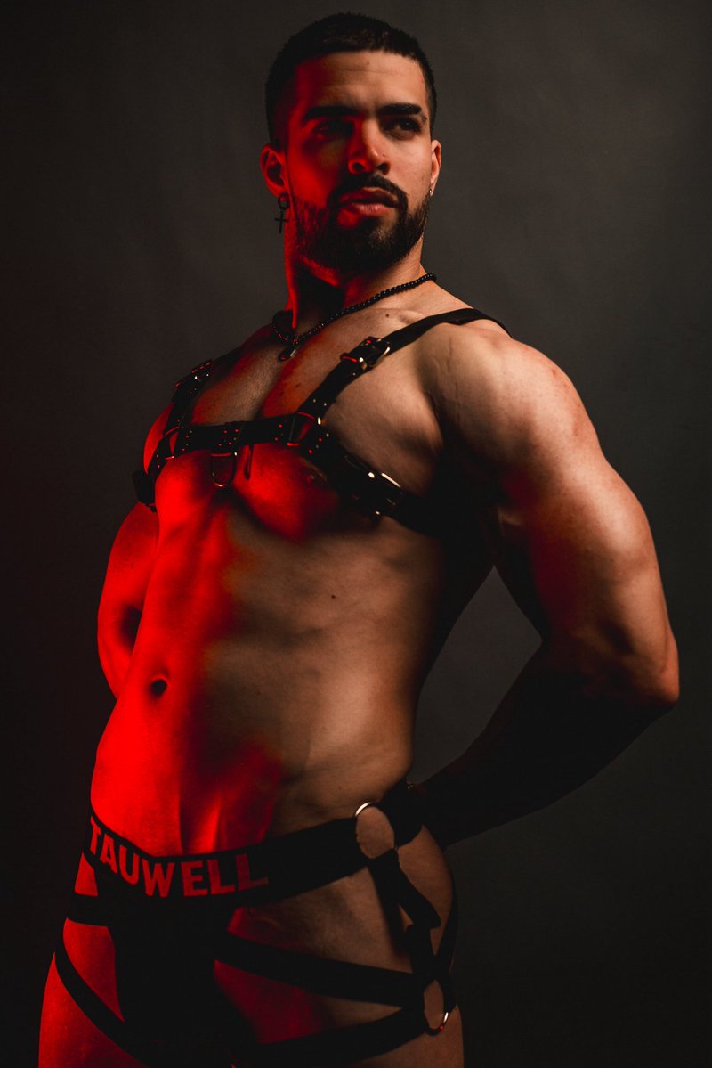 himbo Hashira (ibc feb 20th-23rd)🍑 tweet media