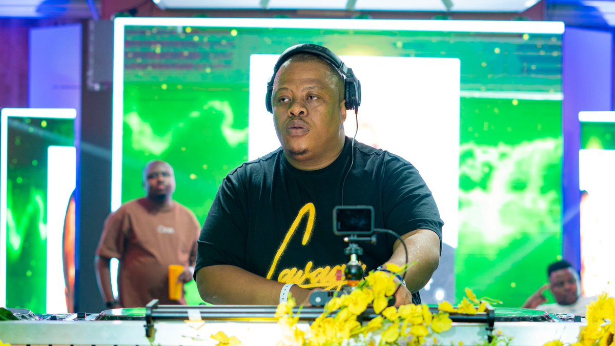 V.underground Ultra Tone tweet media