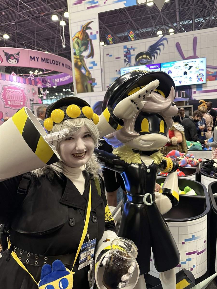 dvapeachess's tweet photo. girlfriends!!!!
#murderdrones https://t.co/tzOCj5NnZ6