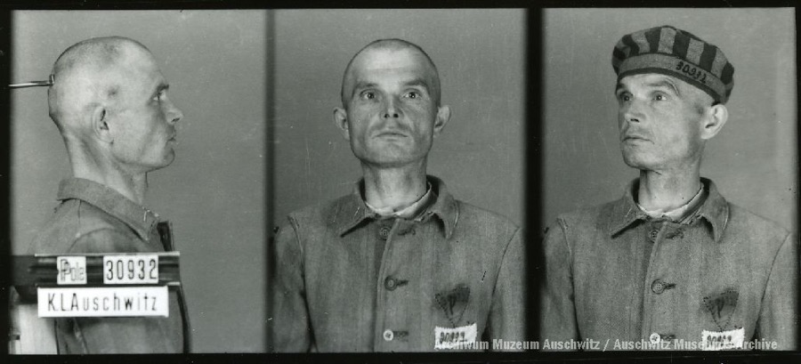 My name is Jan Wraga🇵🇱, 
a farmer from the village of Bieliniec, born on March 9️⃣, 1902.
I was murdered by #Germans in their #Death camp #Auschwitz on May 24, 1942 at the age of 4️⃣0️⃣ only because I was a #Pole.
I survived 3️⃣7️⃣ days.
Please, #NeverForget me! 
#WWII 
#Genocide