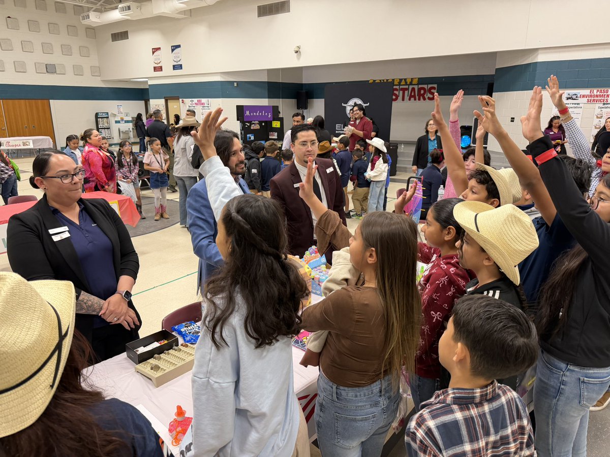 Ariadna Perez tweet media