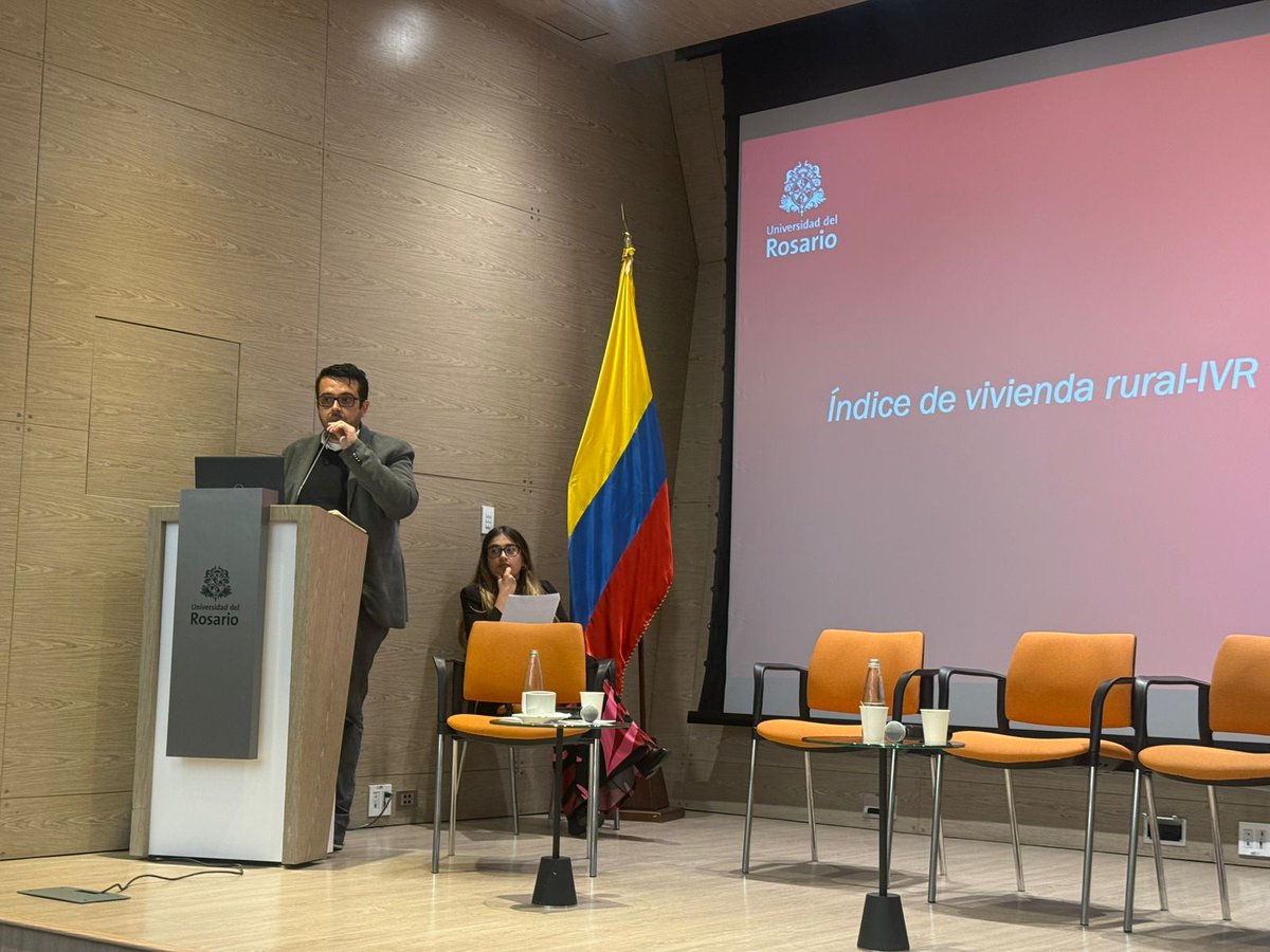 Score UR tweet media