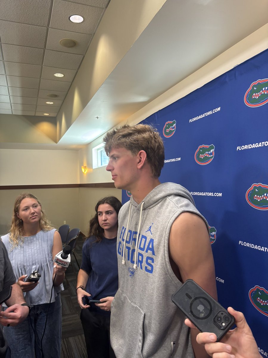 Florida Basketball Hour tweet media