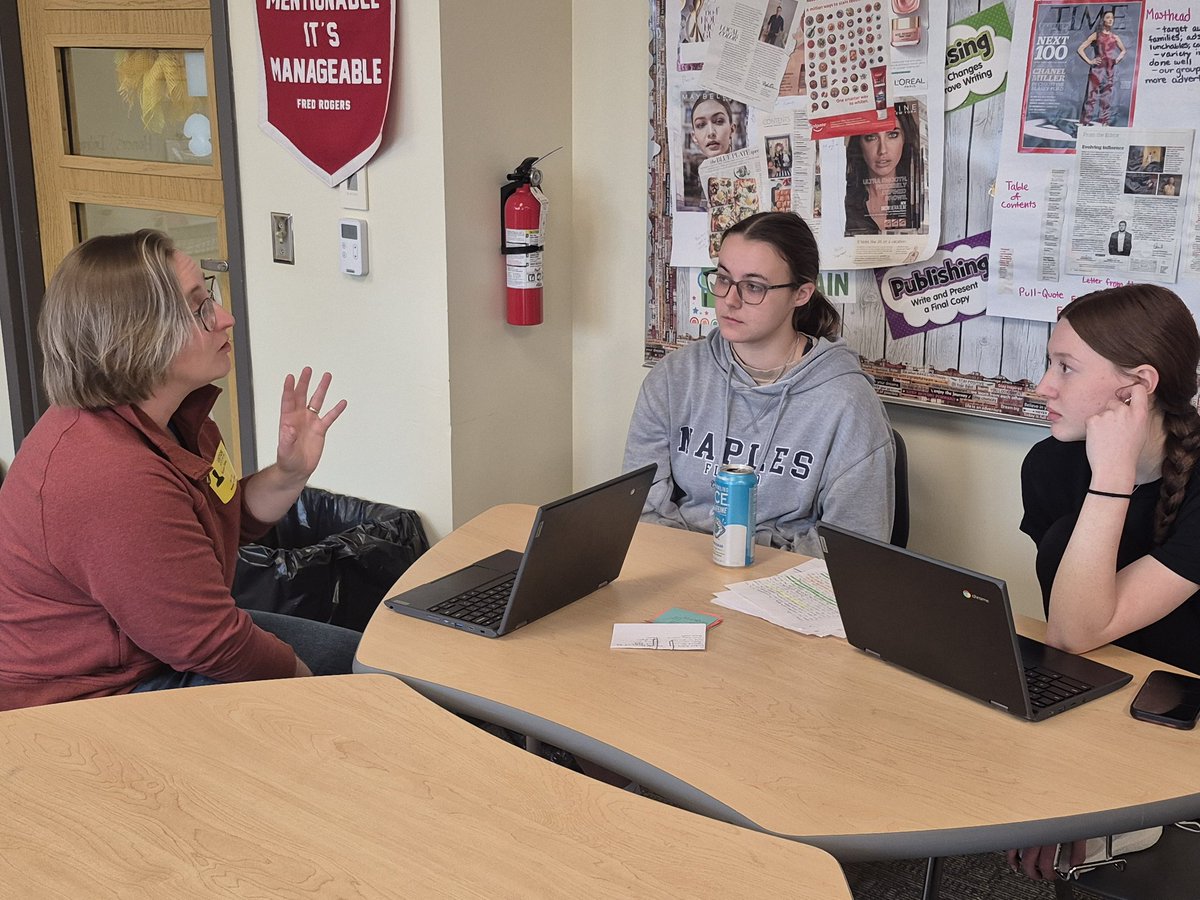 G_Ligouri's tweet image. Thank you, Dr. Paine, for spending the day conferencing with our students! Our featured articles for this year's PBL with Pittsburgh's Rivers of Steel are well underway! #audience #client #collaboration @hilltopspartan