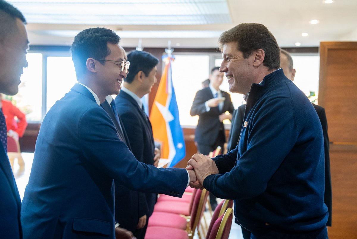 Gustavo Melella tweet media