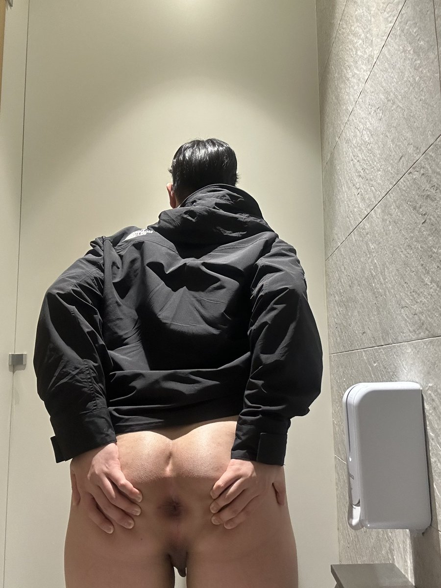 yonghoo_1's tweet photo. 🍑🌶️ https://t.co/U1qMVBbArG