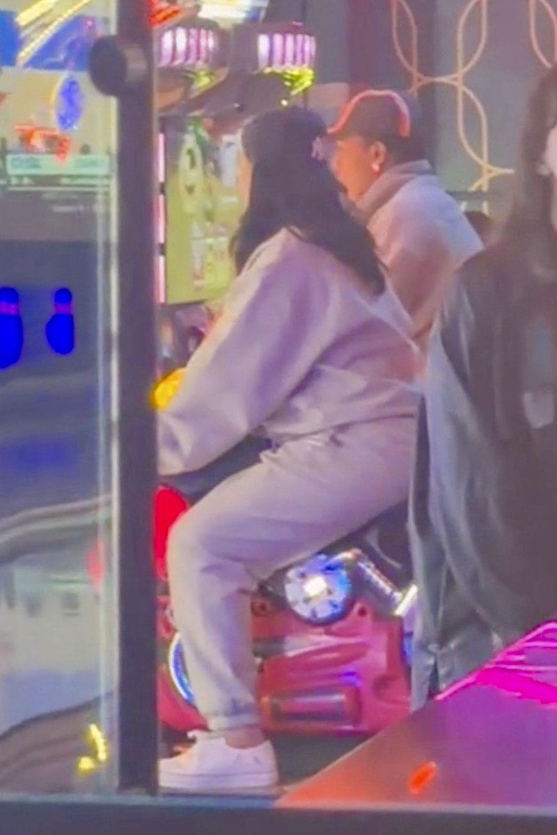 Rihanna Navy Brasil tweet media