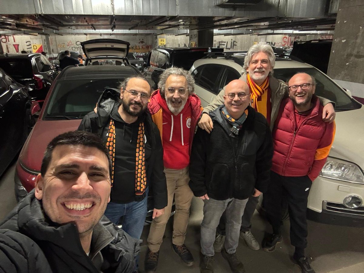 Maç önü şeysi 💛❤️ <a href="/_bozcaner_/">Caner Bozkurt</a> <a href="/emre_ozturk78/">Emre ÖZTÜRK</a> <a href="/spongybob50/">onur ceyhan</a> @canokay <a href="/eyedoctor/">eyedoctor</a>