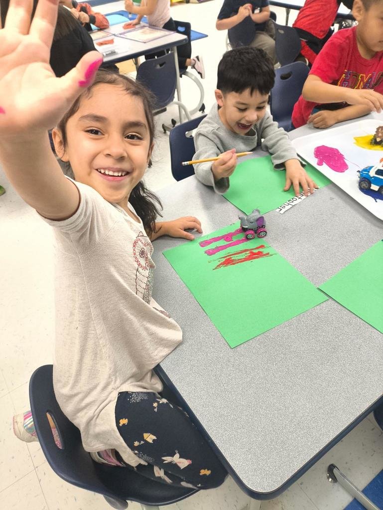 WashingtonD50's tweet photo. Ms. Ruiz' class expanded upon their wheel study and used toy cars to paint their very own master pieces. 🚗🎨🫟 #Wheels #TheWashingtonWay https://t.co/pv74yenx9W
