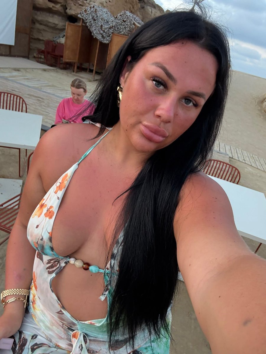PublicPooping's tweet photo. STUPID FACES 🥴 Alice pepper is so nutty #trib #bops #porn https://t.co/kPgYMDcDO5