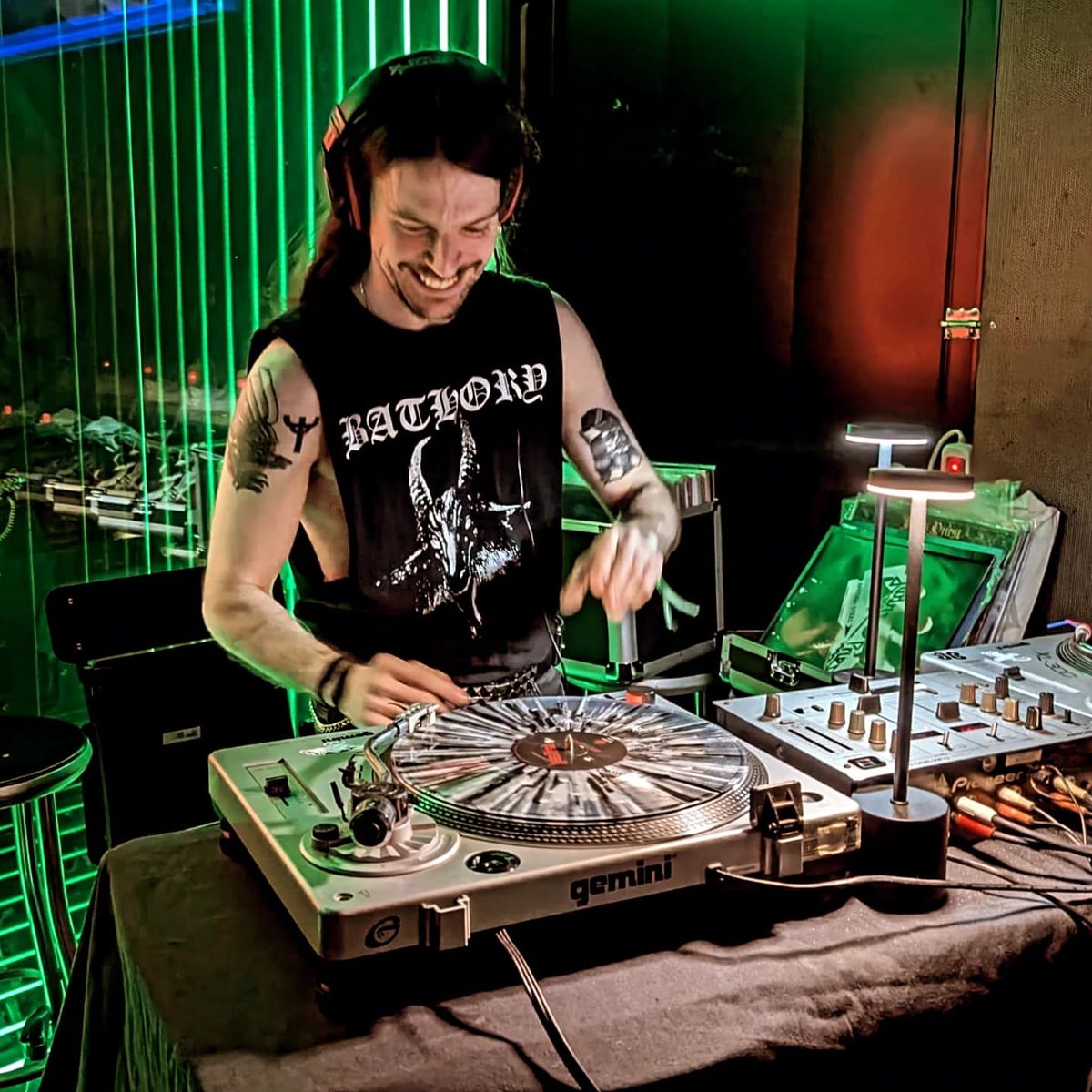 𝕯𝖔𝖔𝖒𝕸𝖊𝖙𝖆𝖑 𝕬𝖑𝖈𝖍𝖊𝖒𝖎𝖘𝖙 🜏 tweet media