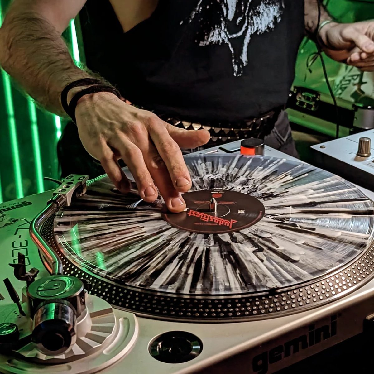 𝕯𝖔𝖔𝖒𝕸𝖊𝖙𝖆𝖑 𝕬𝖑𝖈𝖍𝖊𝖒𝖎𝖘𝖙 🜏 tweet media