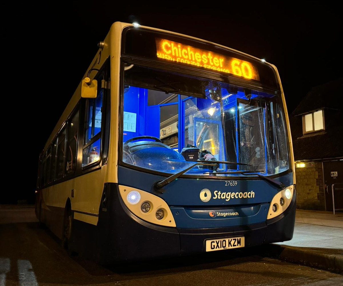Emily Hornett 🚌 ✈️ 🏳️⚧️ tweet media