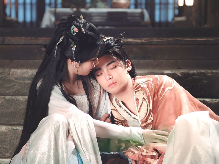 VoiceOfChahat's tweet image. hugs  that  feel  like  home

#LoveInTheClouds
#HouMinghao #LuYuxiao