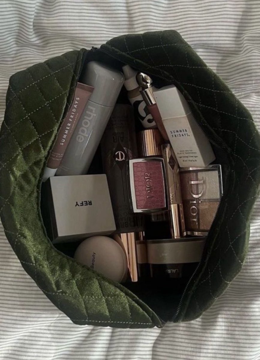 نورا tweet media