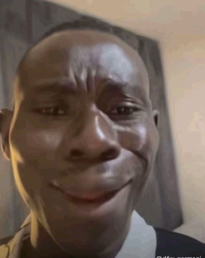 Now now wey I overthink, my boxers no dey size me again 🤦‍♂️