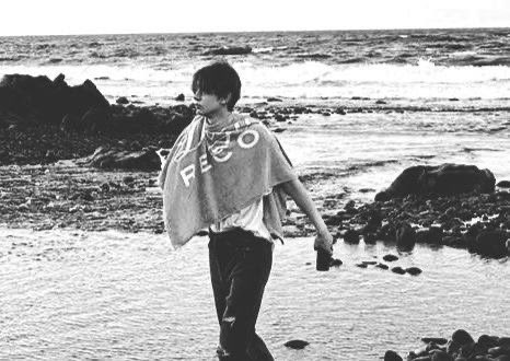 seungie’s manager 🪽 tweet media