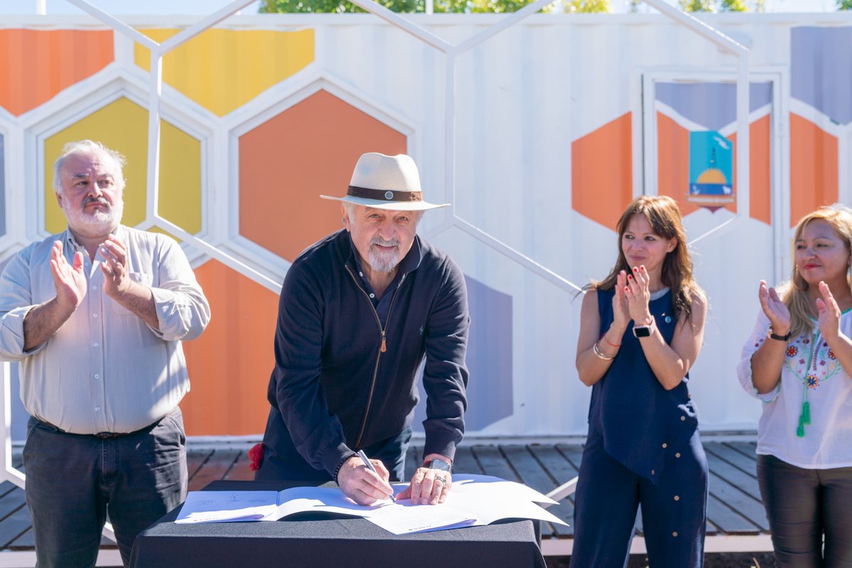 Othar Macharashvili 🤠 tweet media