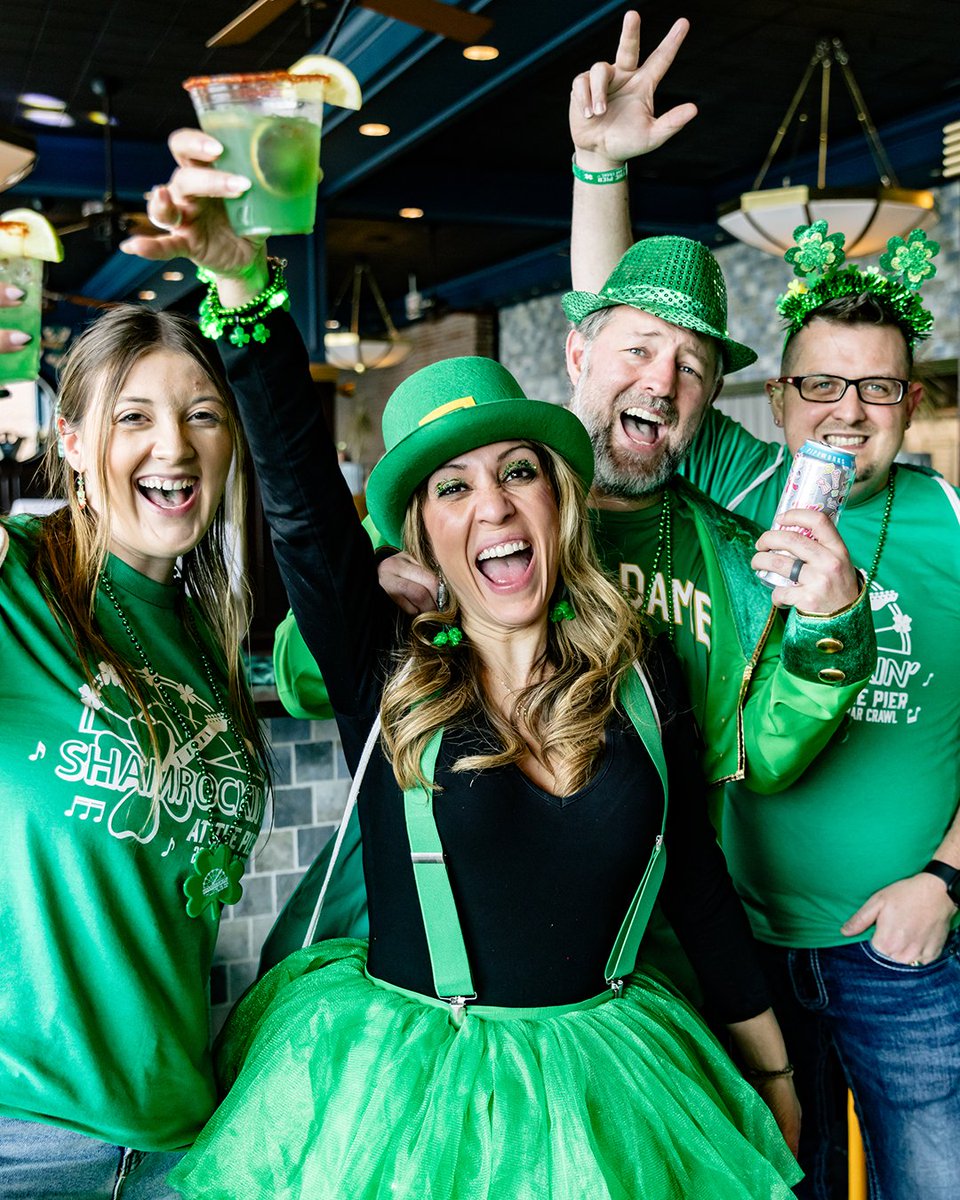 Navy Pier tweet media